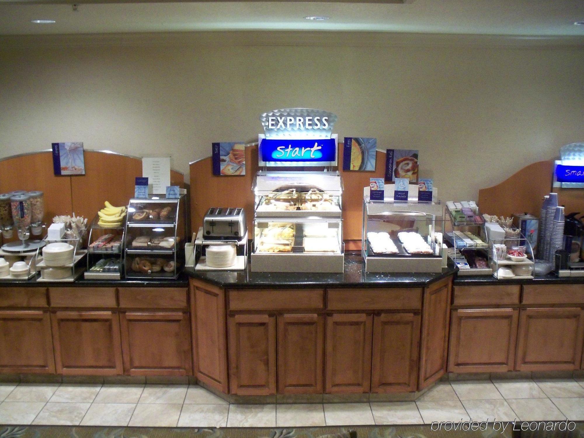 Holiday Inn Express Hotel And Suites Conroe By Ihg Ngoại thất bức ảnh