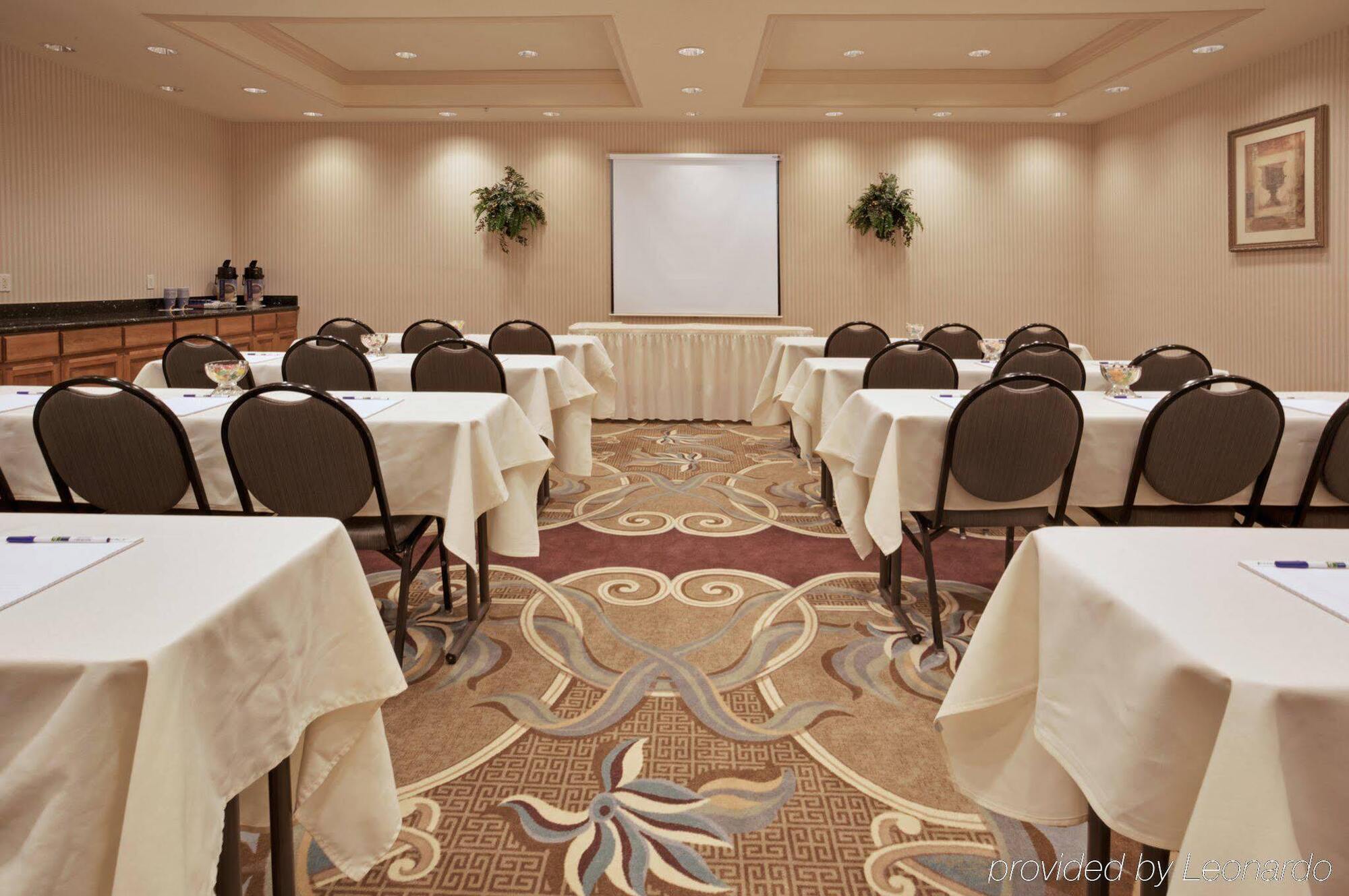 Holiday Inn Express Hotel And Suites Conroe By Ihg Ngoại thất bức ảnh